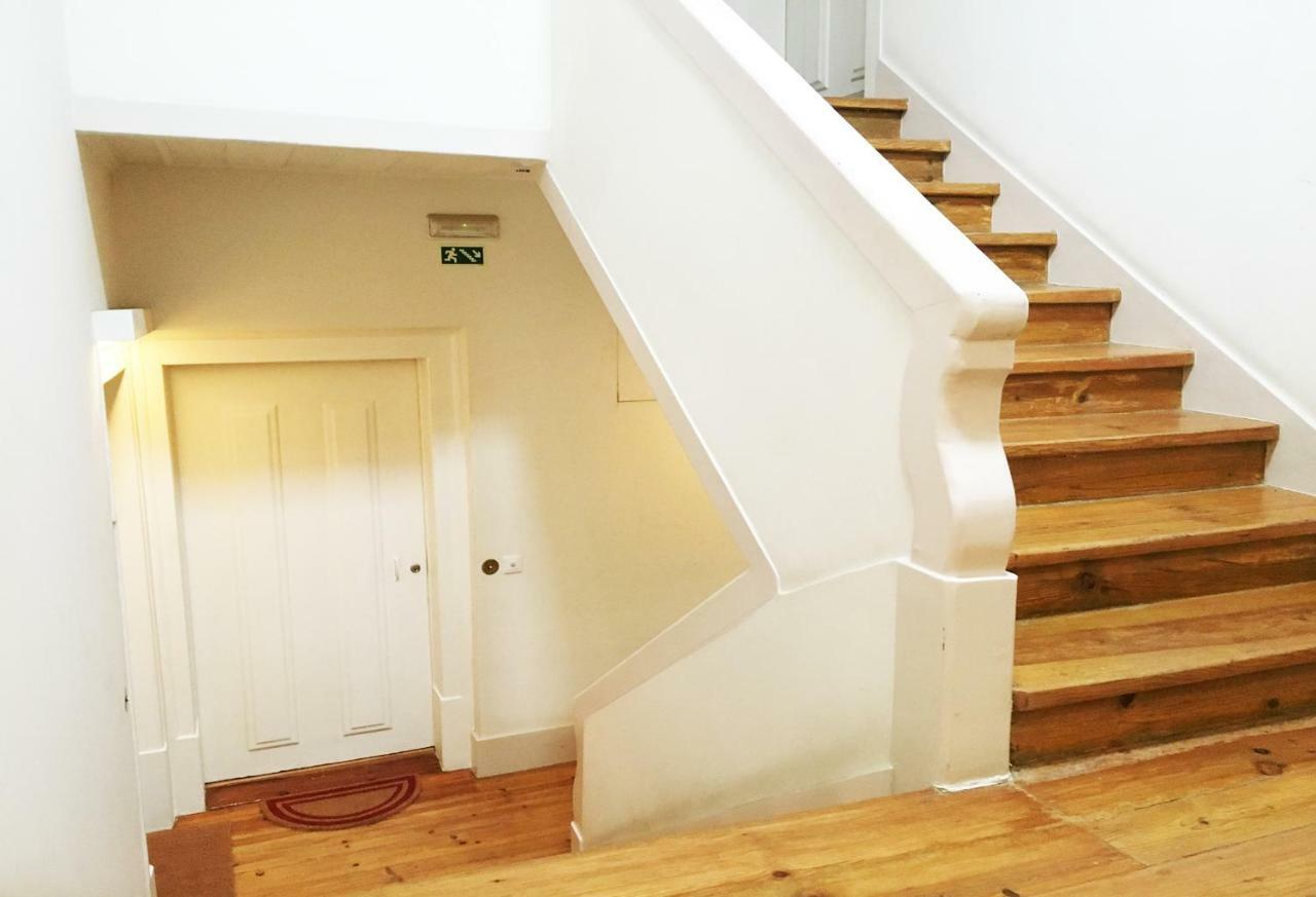 Futuristic Space Loft In Baixa-chiado Apartamento *