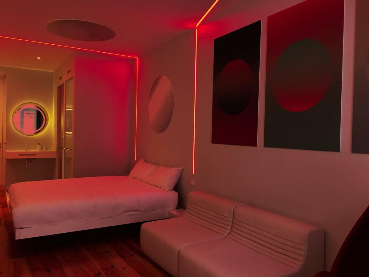 Futuristic Space Loft In Baixa-chiado Apartamento